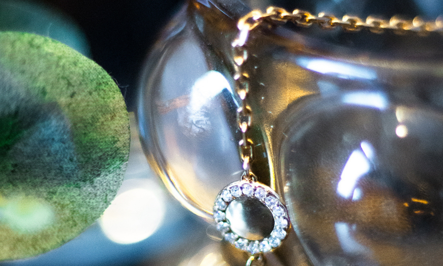 Collares