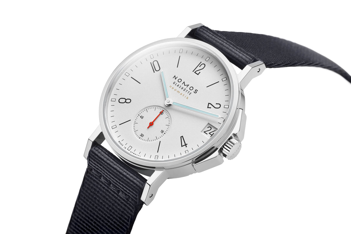 Ahoi neomatik 38 Datum - NOMOS 525