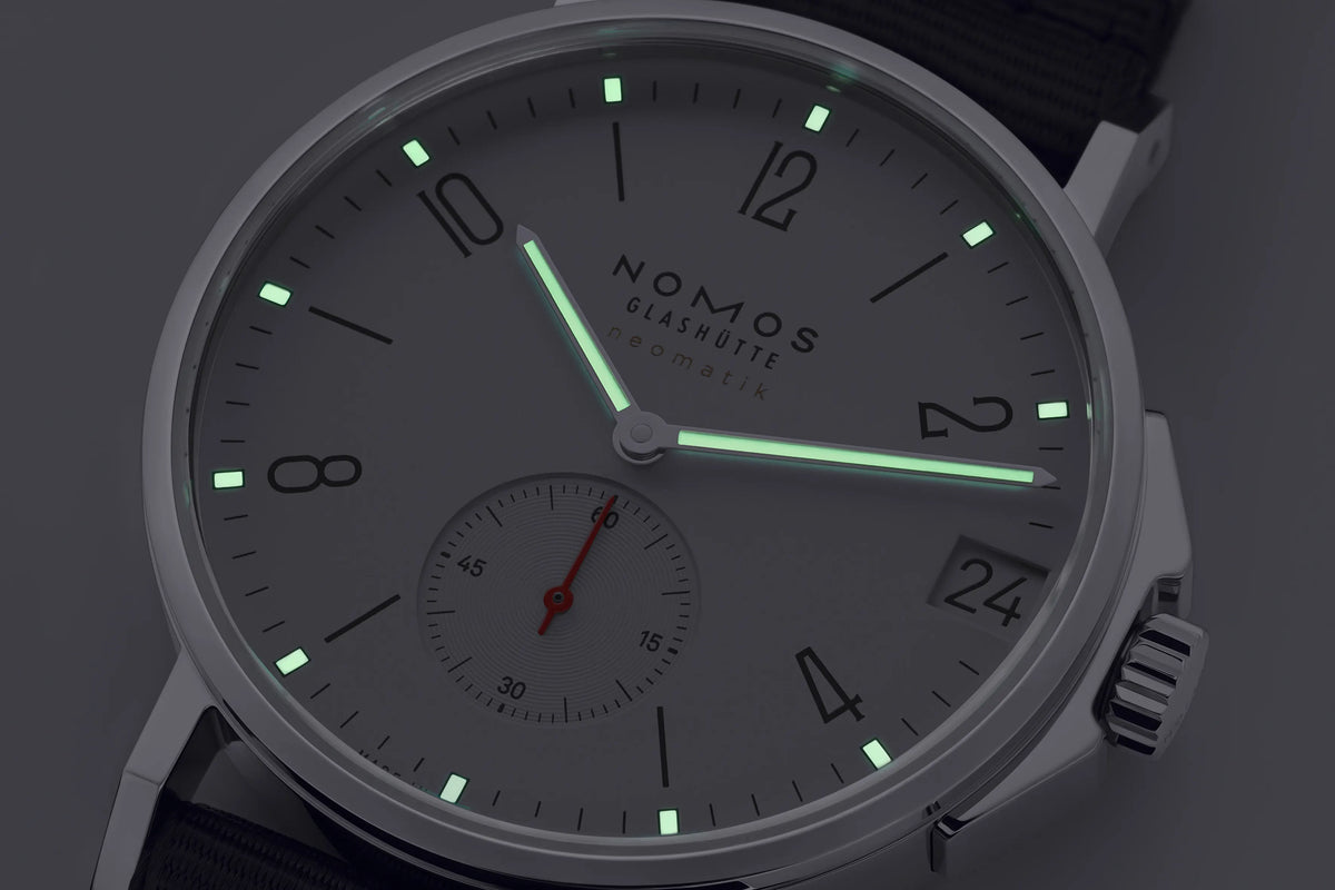 Ahoi neomatik 38 Datum - NOMOS 525
