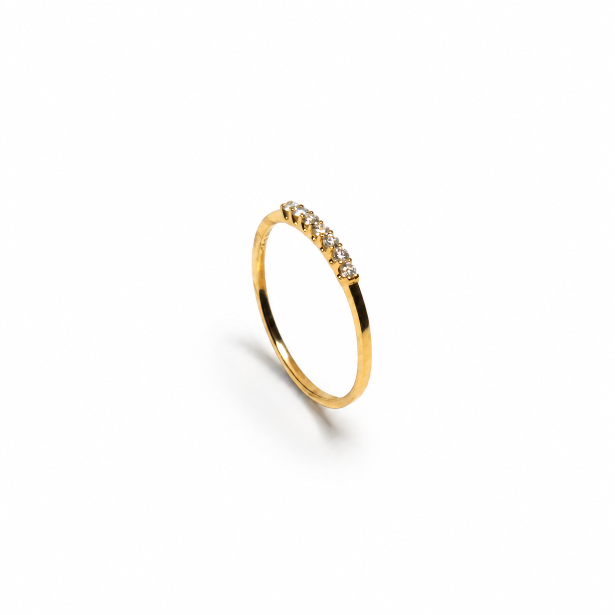 Anillo de Diamantes en Oro Amarillo de 14K, vista alternativa