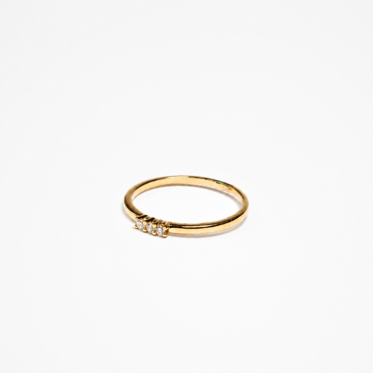 Anillo de Diamantes en Oro Amarillo de 14K, vista alternativa