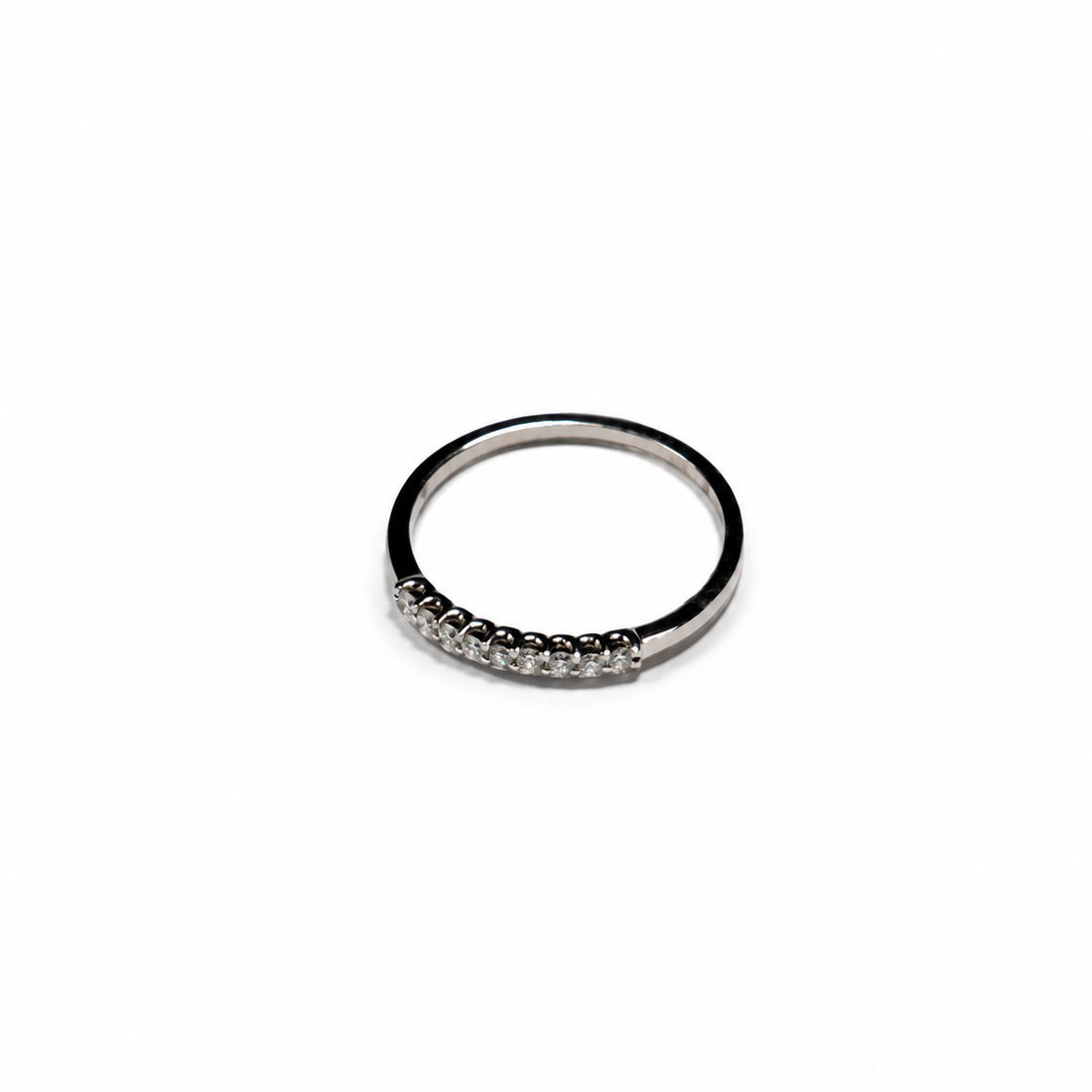 Anillo de Diamantes en Oro Blanco de 14K