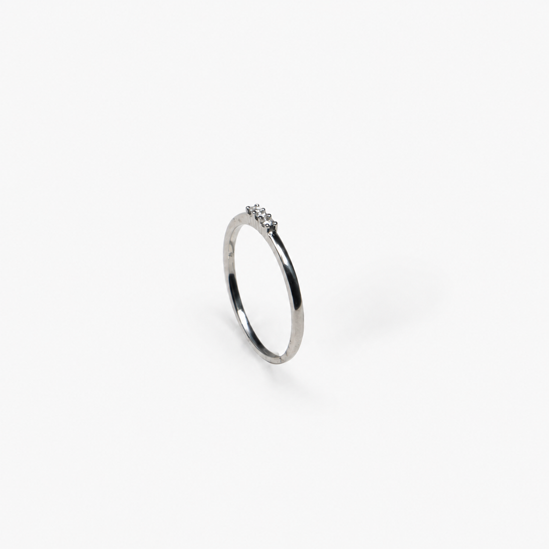 Anillo de Diamantes en Oro Blanco de 14K
