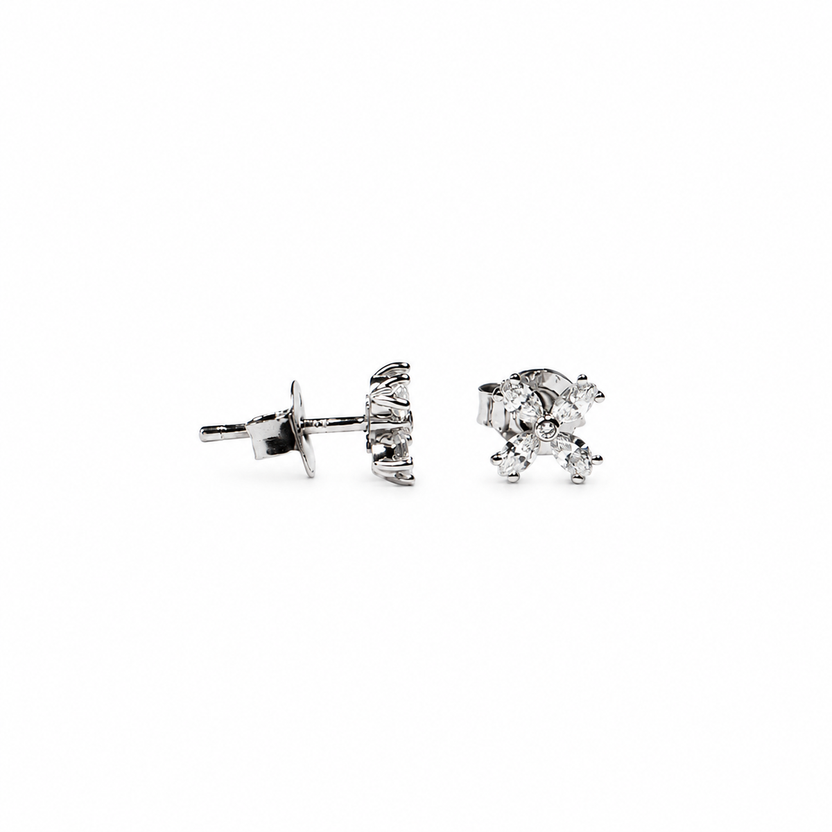 Aretes de Diamantes Talla Navette en Oro Blanco, vista alternativa