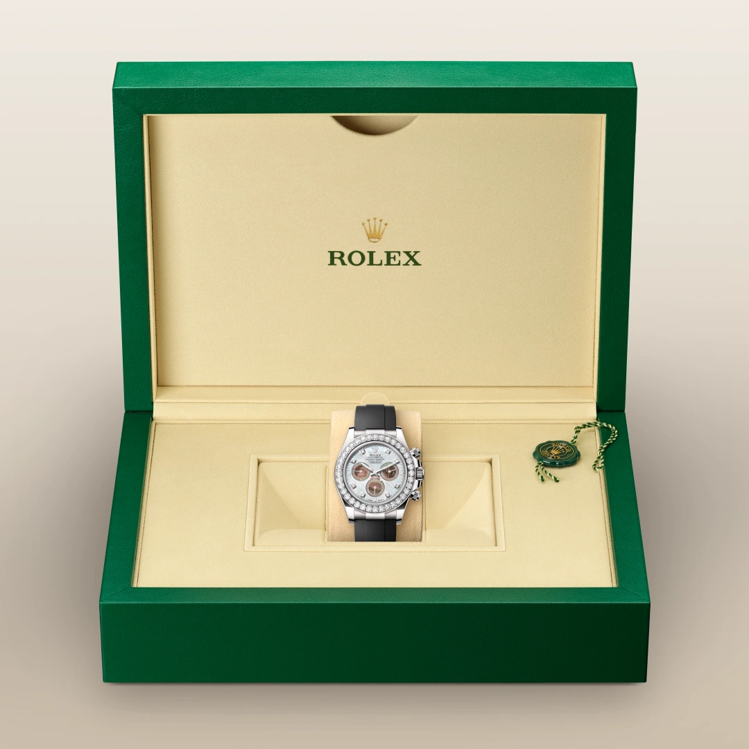 Oyster, 40 mm, oro blanco y diamantes | M126589RBR-0001