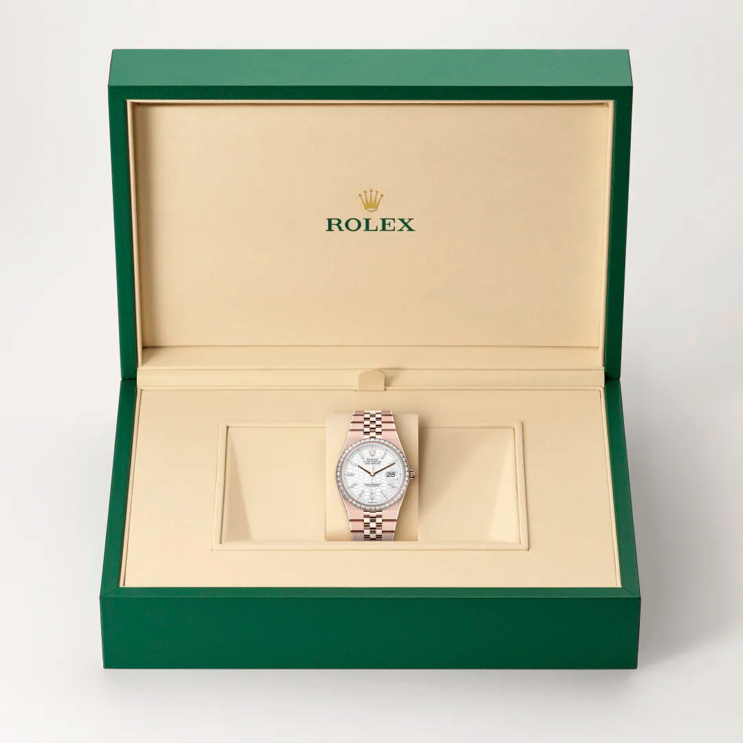 Oyster, 36 mm, oro Everose y diamantes | M127285TBR-0002