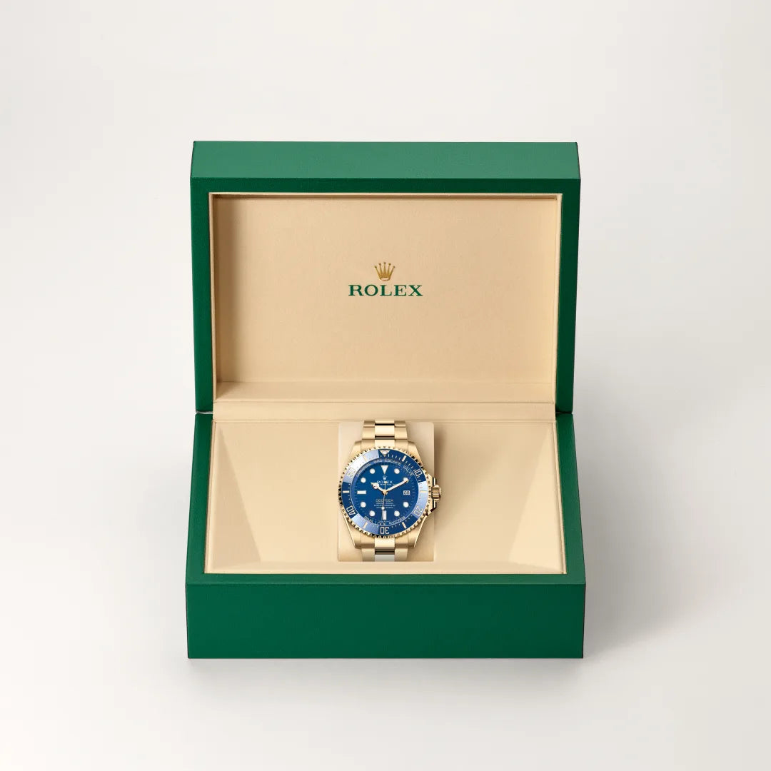 Oyster, 44 mm, oro amarillo | M136668LB-0001