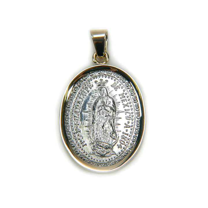 Oval 2: Medalla de Guadalupe en Plata con Bisel de Oro 14k