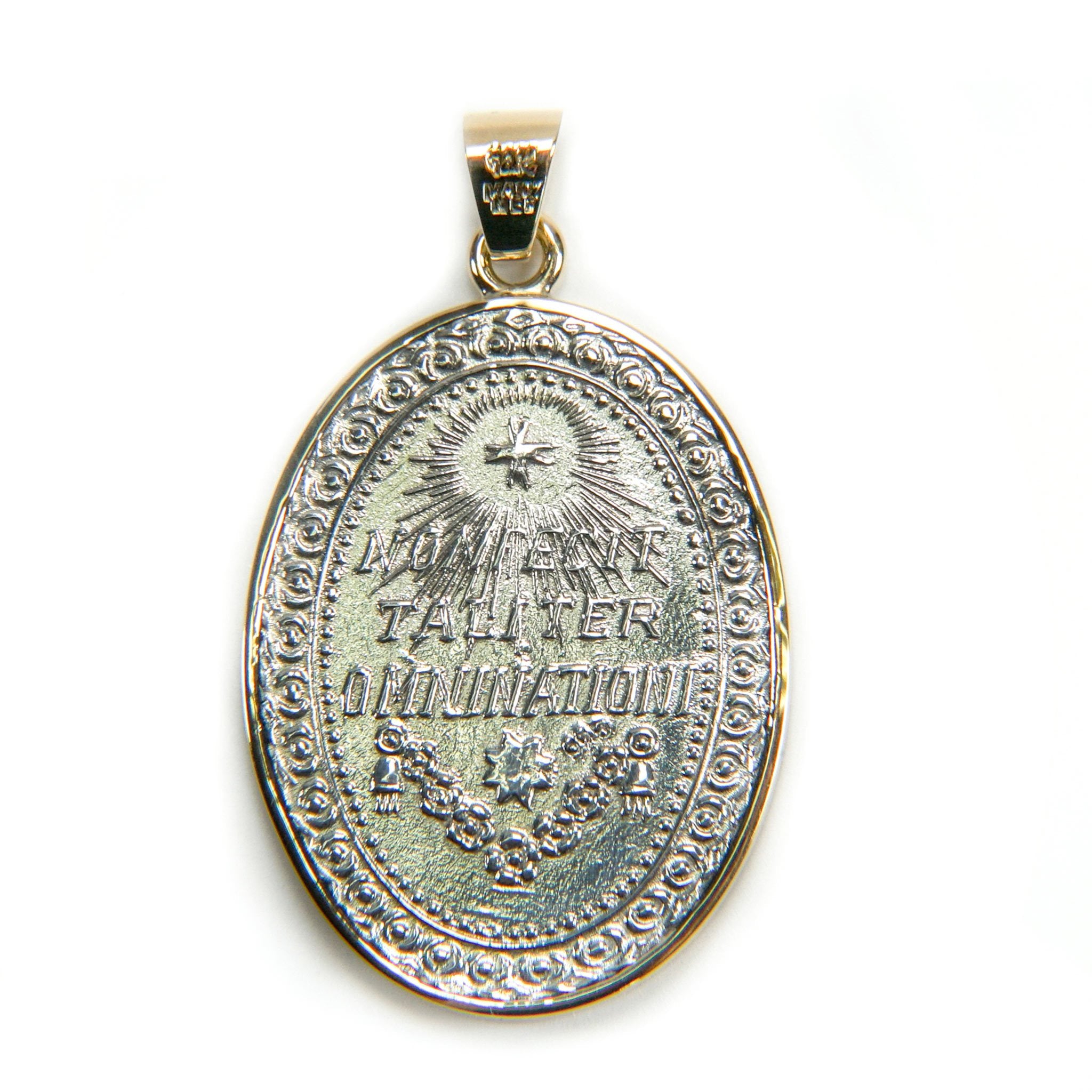Oval 1: Medalla de Guadalupe en Plata con Bisel de Oro 14k
